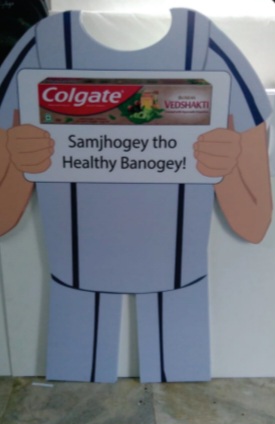standees
